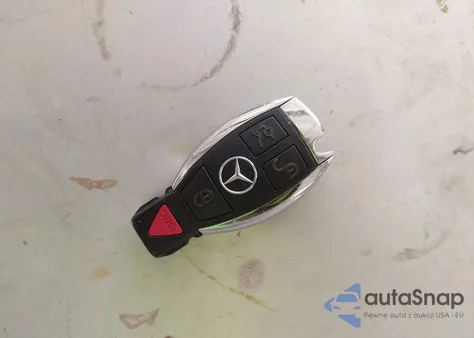 2015 Mercedes-Benz Ml 350 4Matic z USA, uszkodzony, nr VIN 4JGDA5HB8FA486606